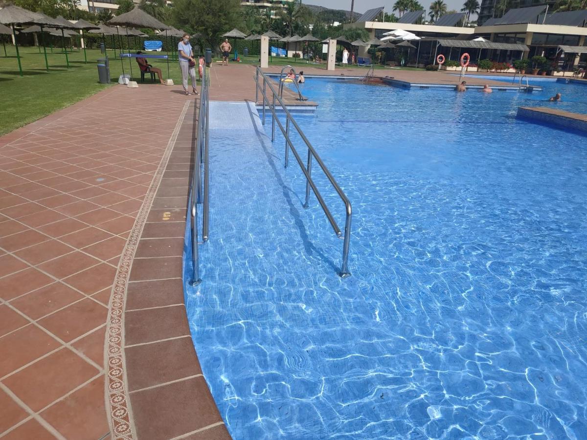 Luxury House 110 M2 On The Beach, Pool, Parking Torremolinos Luaran gambar