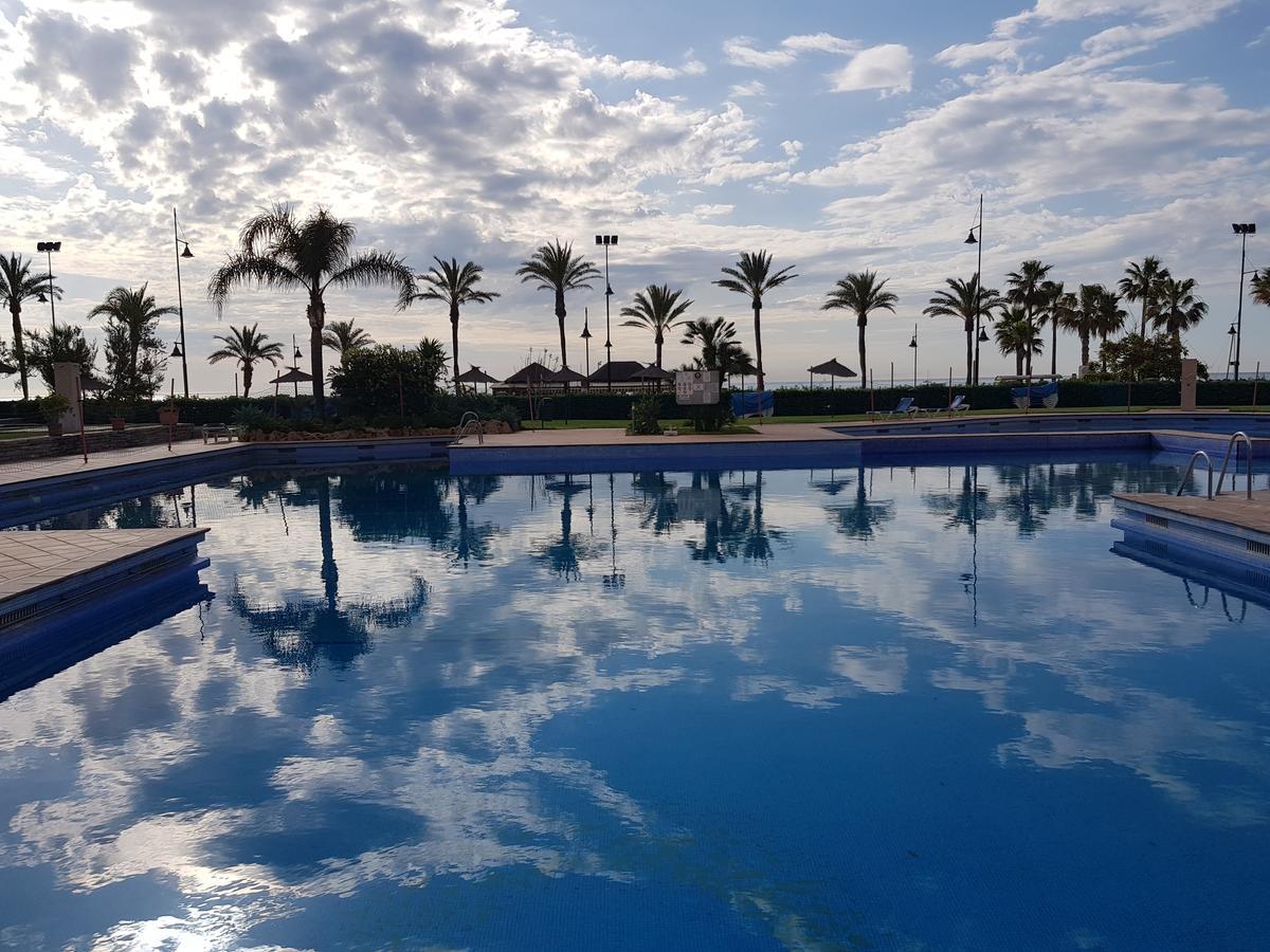 Luxury House 110 M2 On The Beach, Pool, Parking Torremolinos Luaran gambar